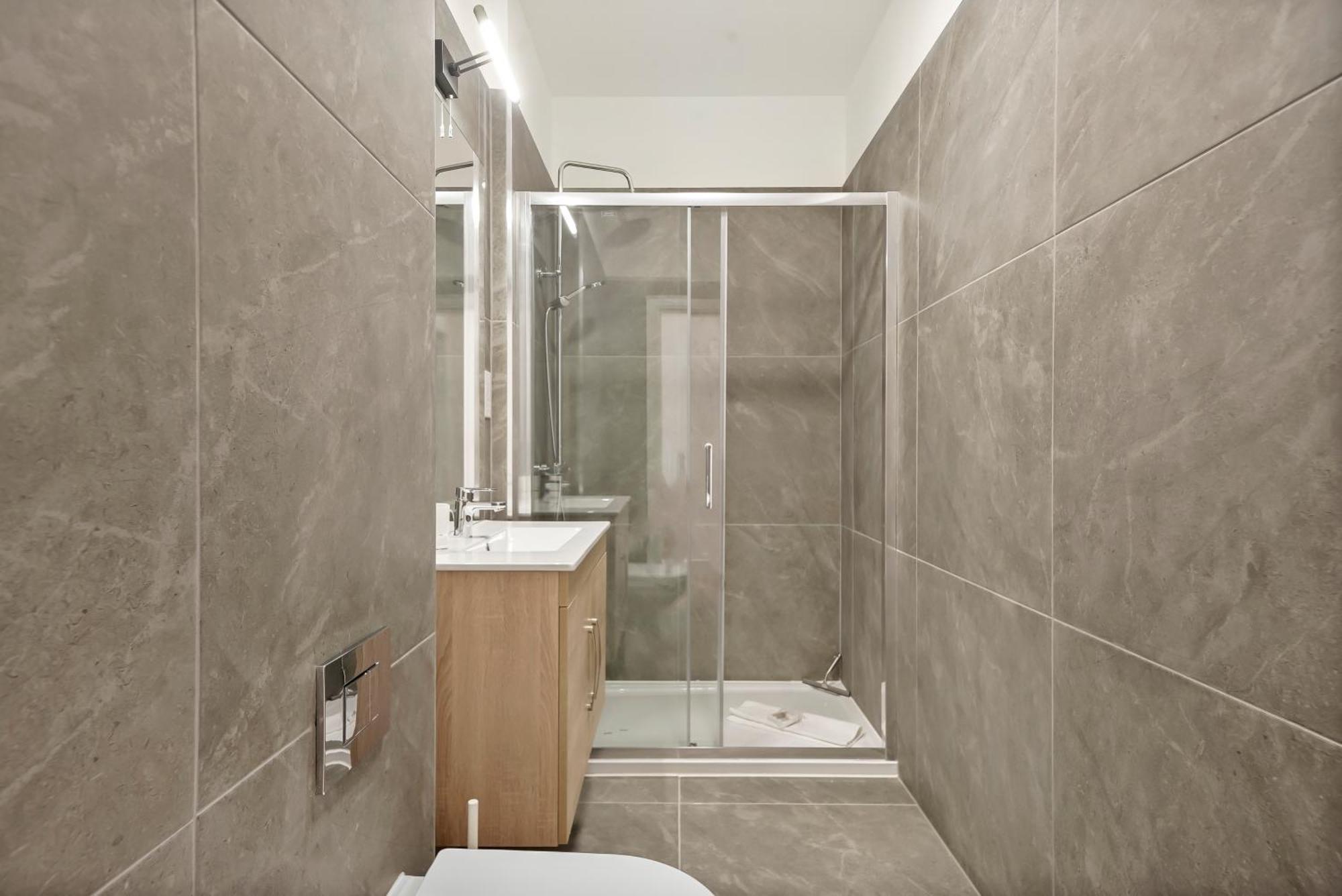 Stylish & Spacious Modern Near Dalston Kingsland Station Apartamento Londres